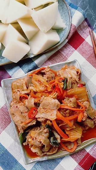 泡菜都用什么调料 bea24bb6fae046e08125faf684633cdc.jpeg