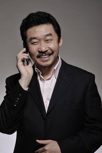 导演想请刘桦又只肯给两万五气得刘桦不停挂电话