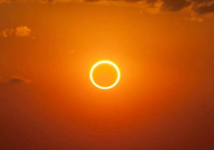 2021日食季:金边日环食来了!月食过后又是日食,是不祥之兆吗?_太阳