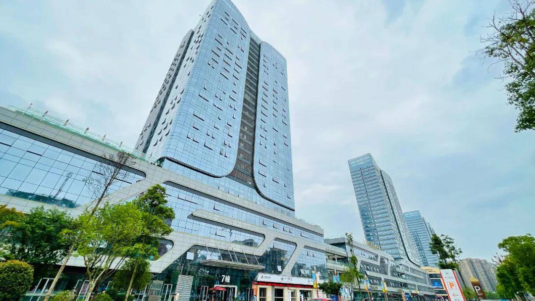 金融中心二期开建,南充再次起飞!