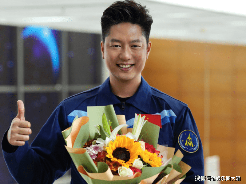 原创明星夫妻离婚10年后林萧肃还是从前模样而姚晨却像变了个人