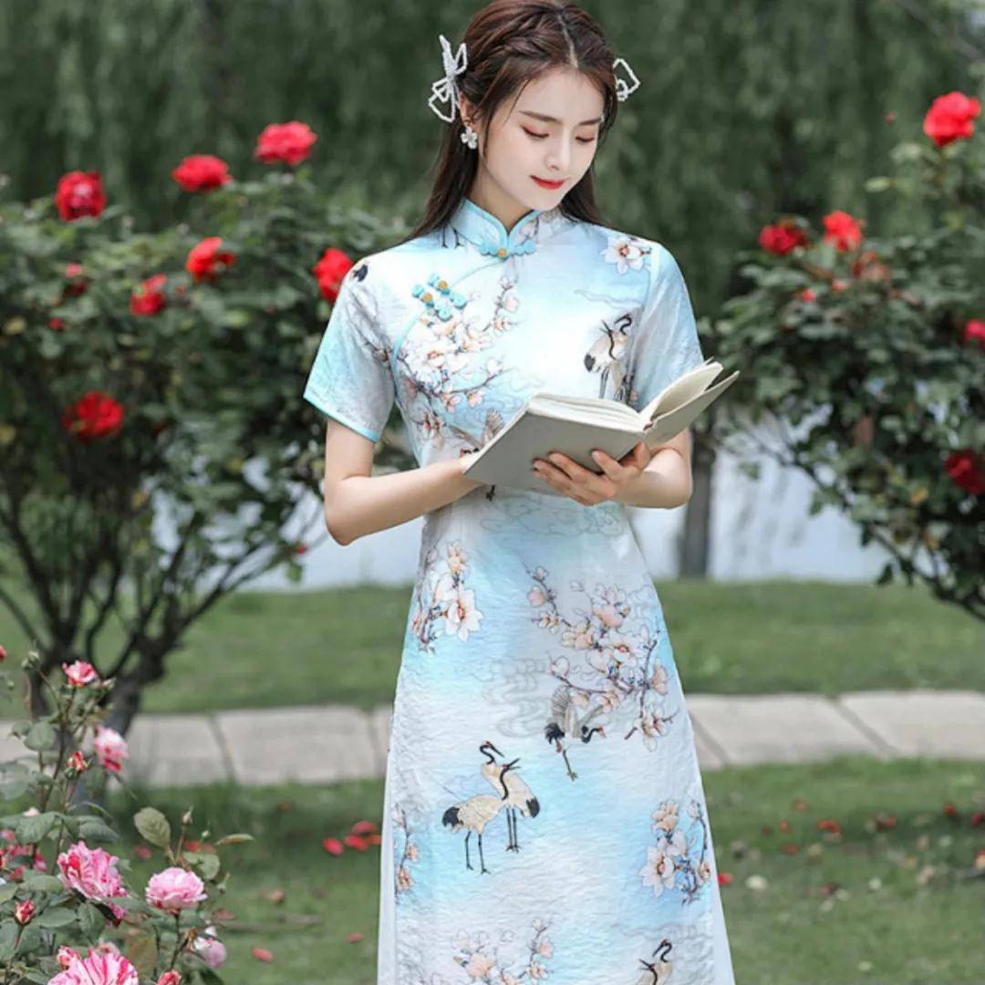 清凉一夏的改良旗袍裙又仙又美让人惊艳让人高挑曼妙格外动人