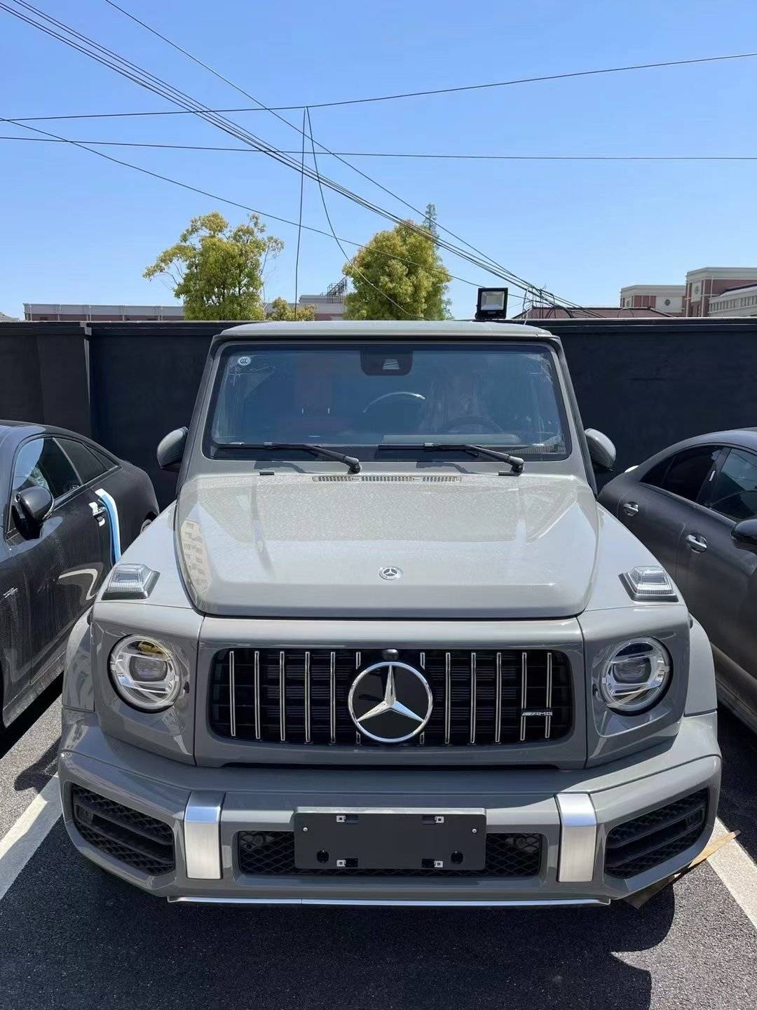 40t引擎9at8缸奔驰g级港口提车水泥灰外观真霸气