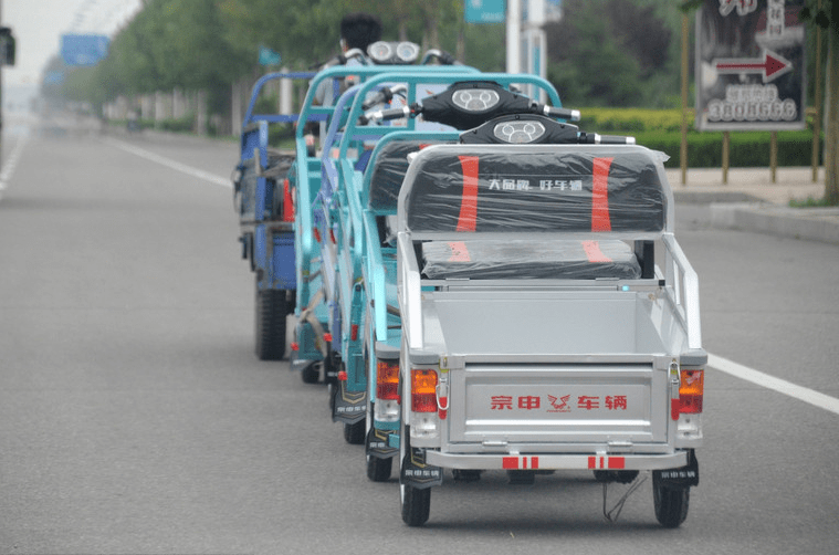 专家建议限禁电动三轮车 该不该受限惹争议 它到底做错了什么 限制