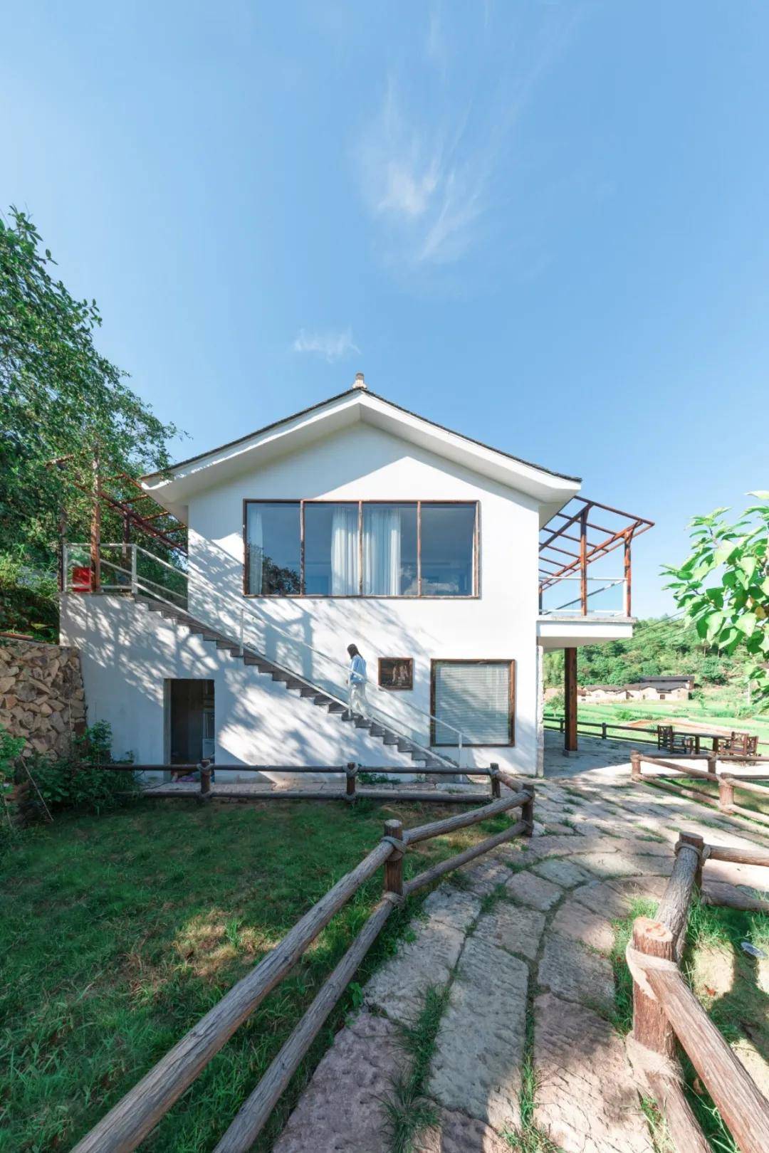 云和稻田民宿rotatingcolorrc乐队2021公路巡演来袭