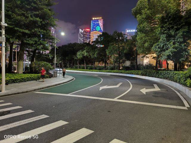 手机|外观天赋点满了？OPPO Reno6亮点全解读，2799到底值不值