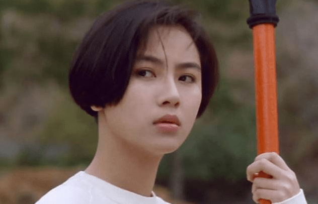 最美"蓝凤凰",曾齐名林青霞,却因情伤皈依佛门,至今未嫁_袁洁莹