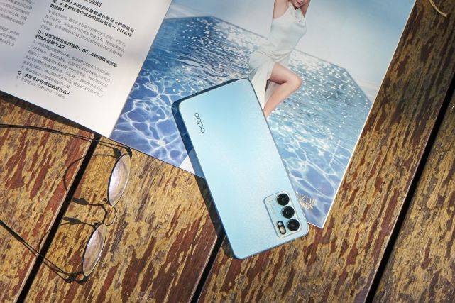 手机|外观天赋点满了？OPPO Reno6亮点全解读，2799到底值不值
