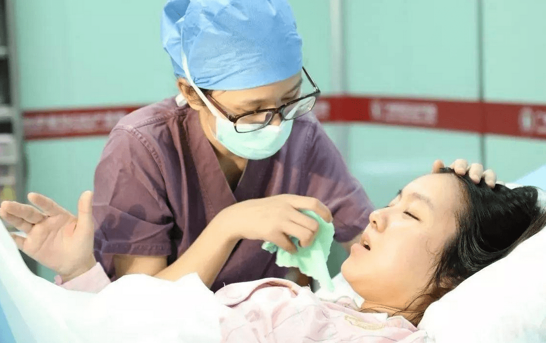 什么情况才要剖腹产 5fa017bd626e4b2fa65545e6565e2f07.png