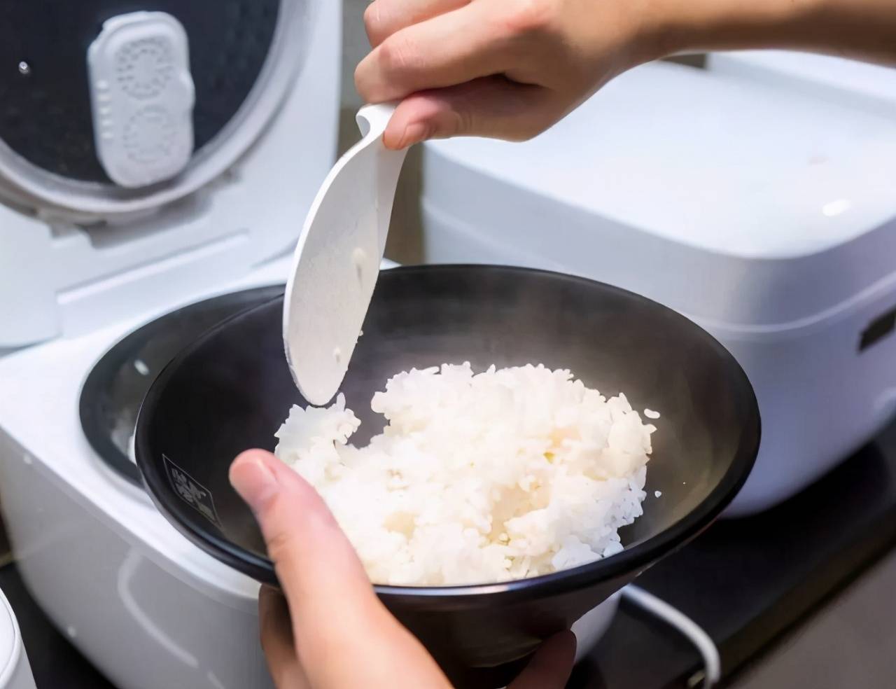 煮米饭 来自搜狐网