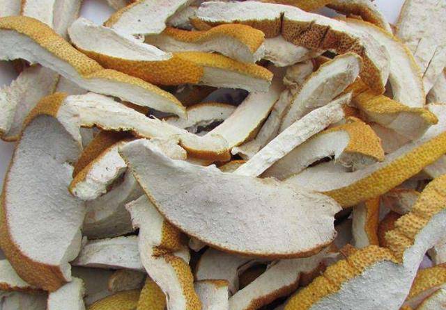 柚子皮别丢了 用它煮水还能治3种常见病 尤其是第二个 功效