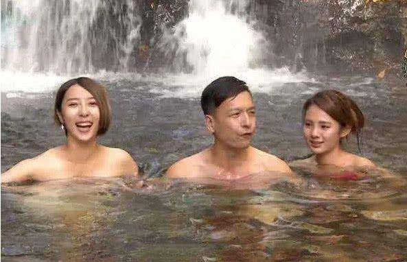 日本混浴温泉不管男人还是女人都可以进但只有一个要求