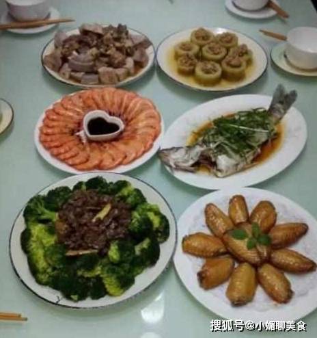 减脂餐晚上吃还是中午吃 3ad9ed94876b428d9aa81190557e3a40.jpeg