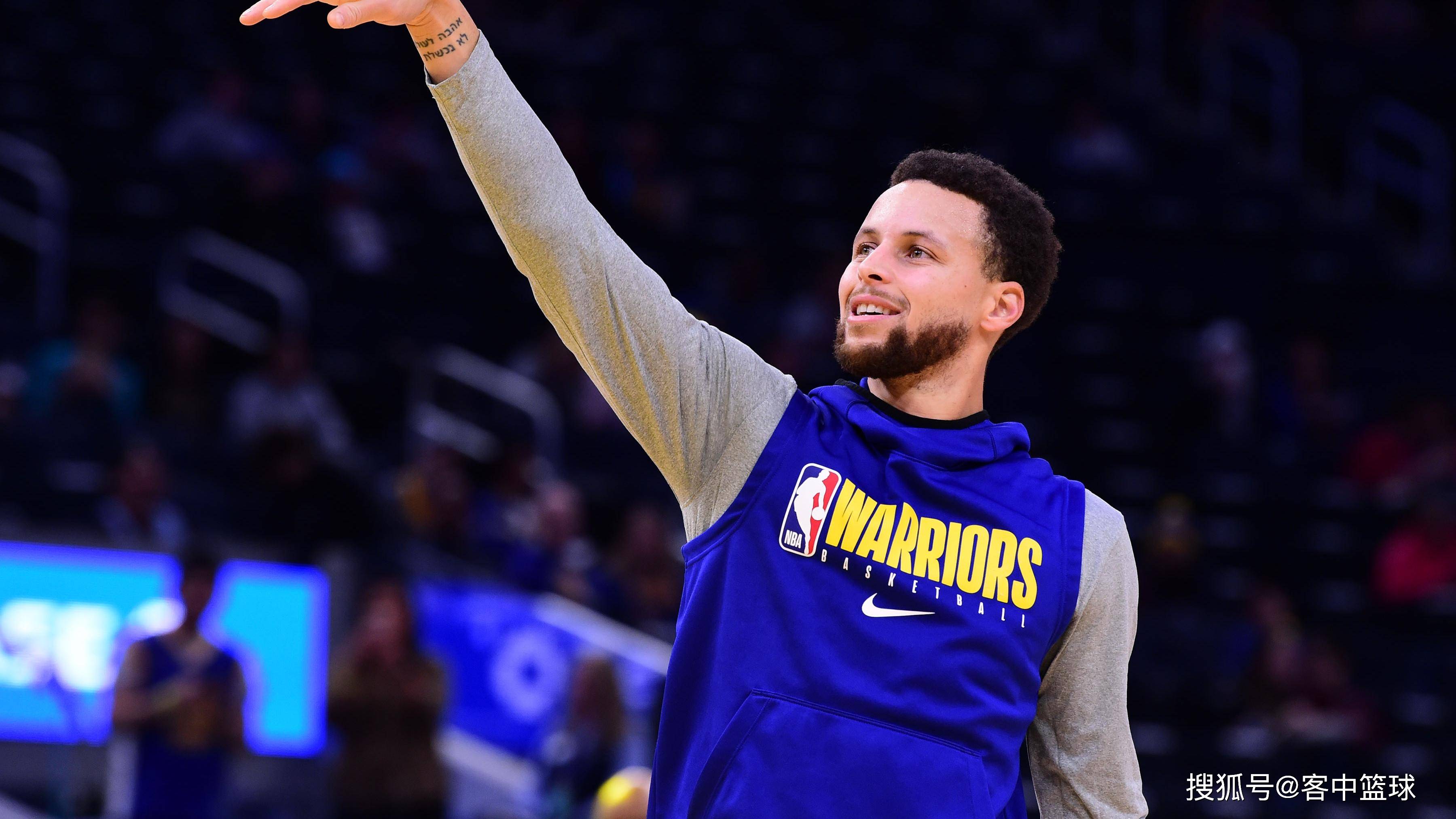 东契奇一轮游,库里季后赛都没进,却能抢走詹姆斯的一阵?