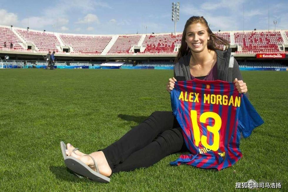 世界十大球星美女