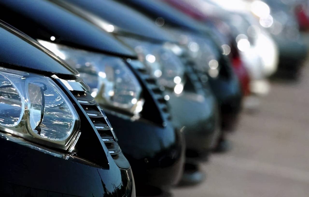 就算有30万预算买新车 也铁了心要买二手车 是一种什么体验 配置