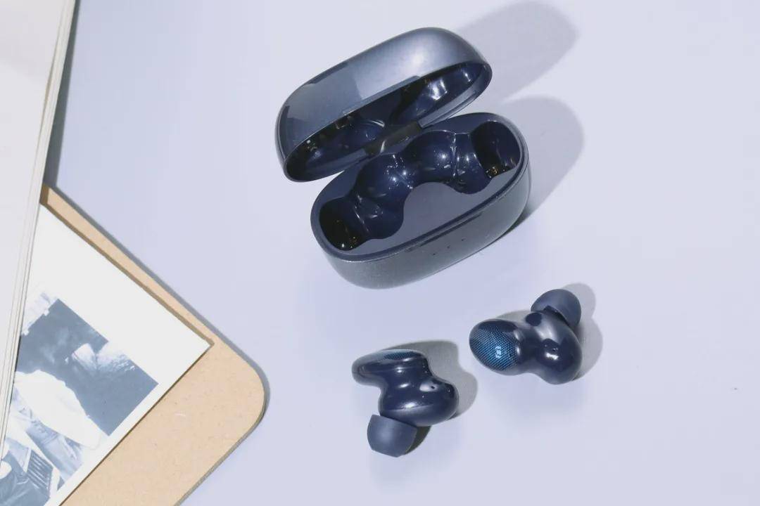蓝牙|最便宜的“苹果蓝牙耳机”来了！五大亮点五大缺点，看完劝你再等等