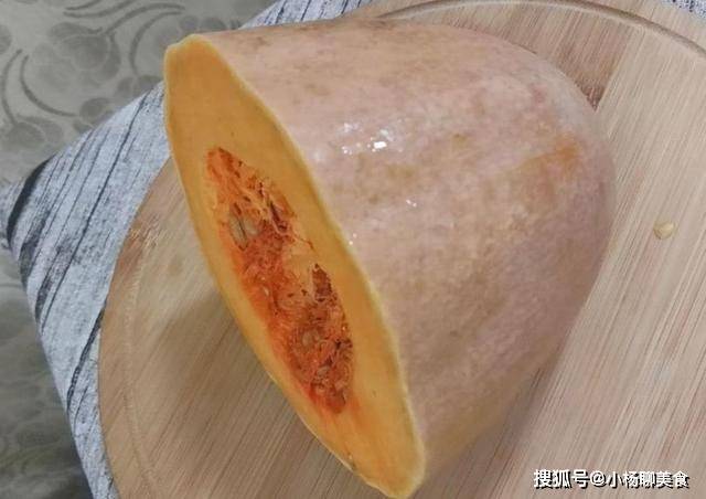 怎样做包谷面发糕软糯 10208be4fc9345839c3be15113272b35.jpeg