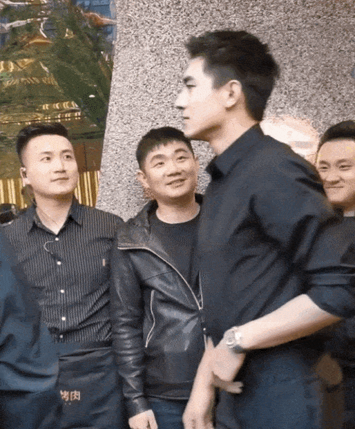 外号比真名还出圈！林更新外号成了英语考题，考生：这题我熟