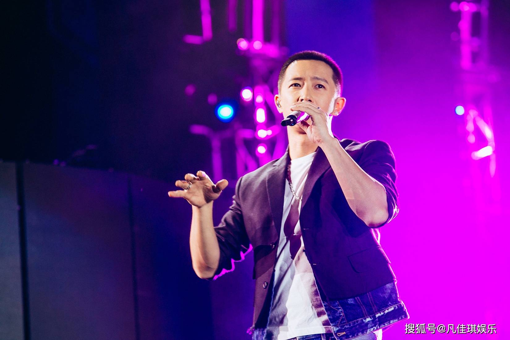 原创“过气偶像”韩庚，娱圈自爆小偷第一人，罢录节目遭芒果台封杀