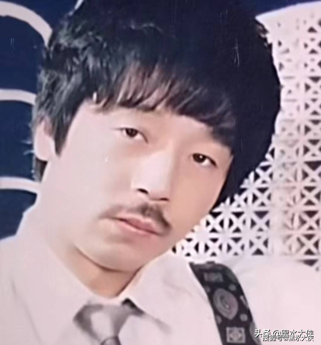 13 霍忠贤的老大让他壳捕快