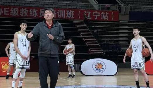 辽宁男篮名宿正式下课告别老东家投奔cba明星老总