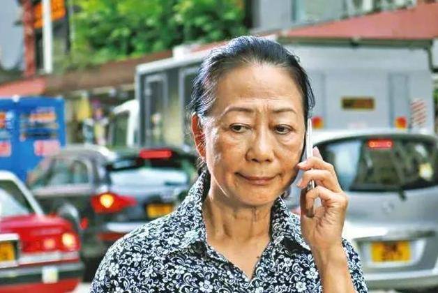 她是令人闻风丧胆的梅超风,16岁出道戏红人不红,今72岁扔单身_黄文慧