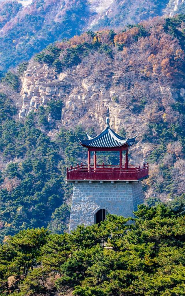 香山國際旅遊區位於萊蕪區西北部大王莊鎮境內,景區自然資源豐富,山