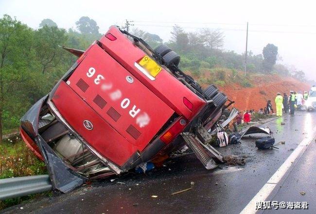 原創江西一懷三胎媽媽探望丈夫途中遭車禍丈夫拒絕照顧多次要離婚