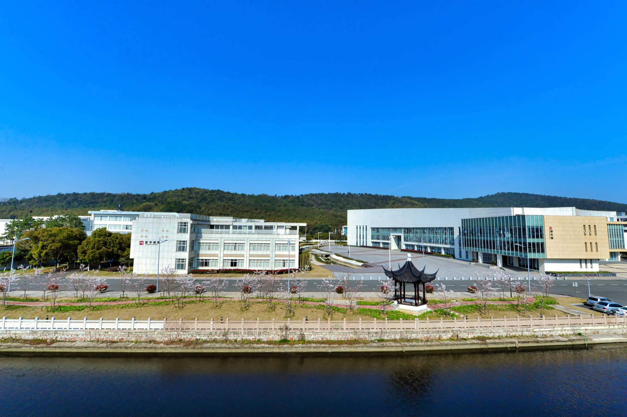 苏州学校排名_苏州评弹学校美女(3)