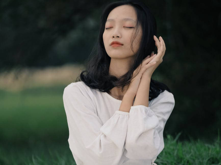 母亲让女儿帮儿子买车,其一口答应:那离了婚,我回娘家你养我_柳玥