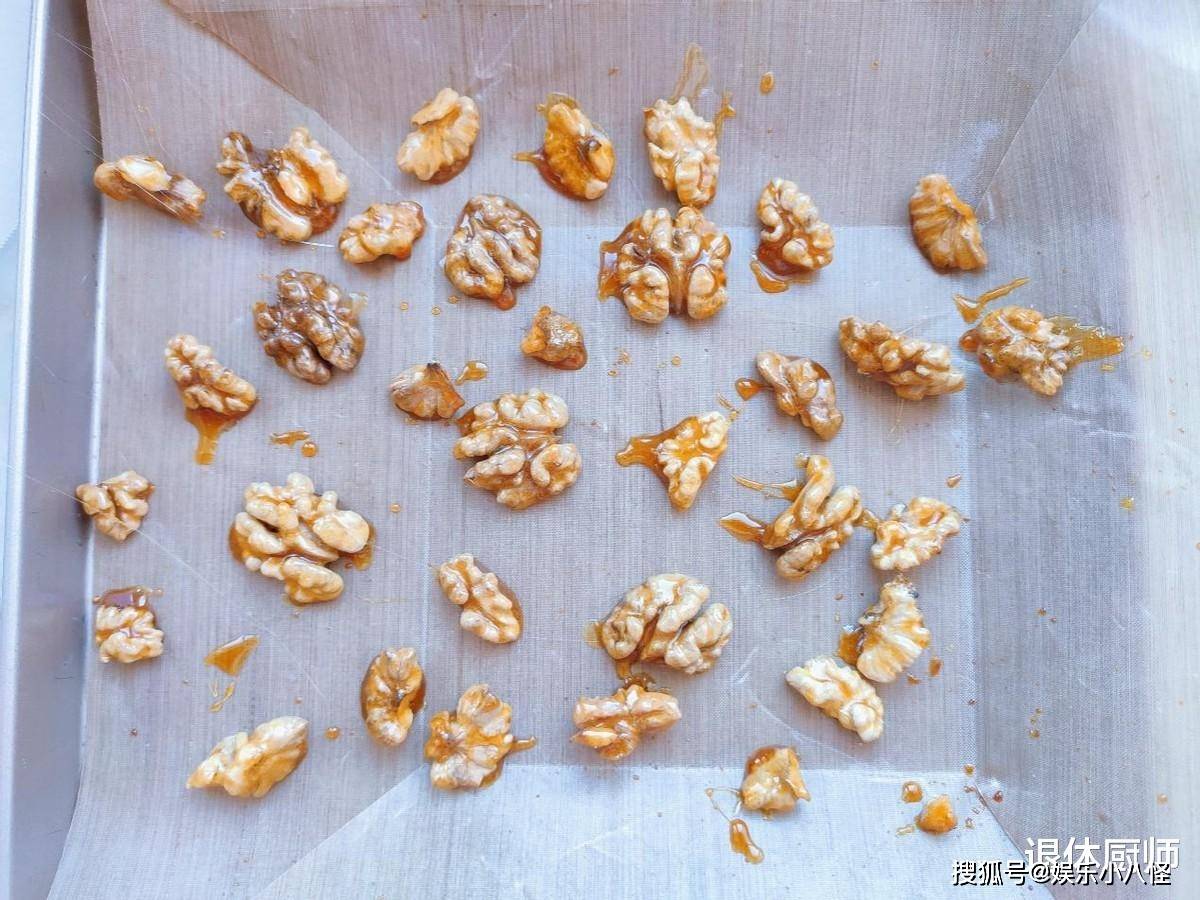 原创自制琥珀核桃香甜酥脆大人小孩都爱吃比买的还好吃