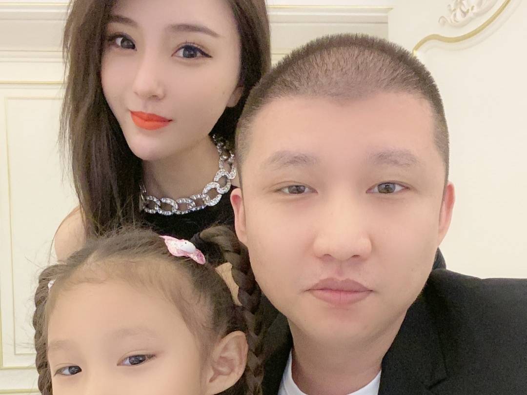 原创二驴山寨机事件持续发酵摊上4亿赔款为何却能全身而退