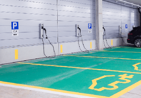 燃油车占充电车位罚200没有车充电只好空着么