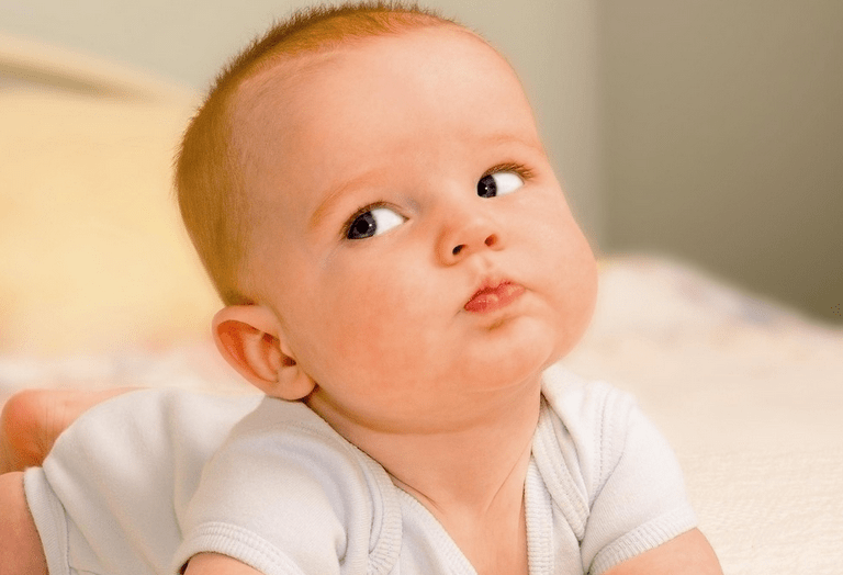 婴儿几个月可以看到脖子 9ada9a1081174f6a96125f71a707ef6c.png