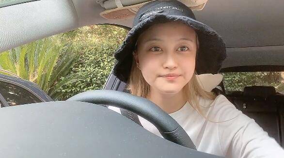 孙侨潞去世半年,妈妈自曝患有抑郁症,首次透露已和侨潞爸爸分手