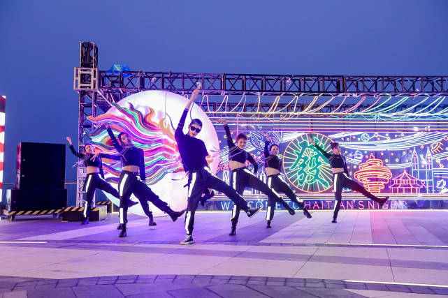 海天赛博朋克之夜海天大酒店答谢盛典绚灿启幕