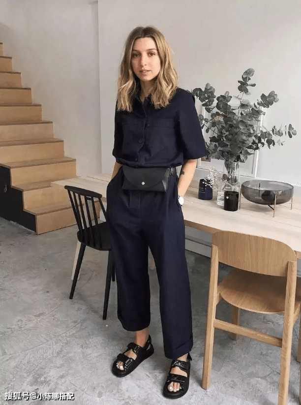 潮流老头穿搭 d8e9db62bc3444c2851875e001fc38de.png