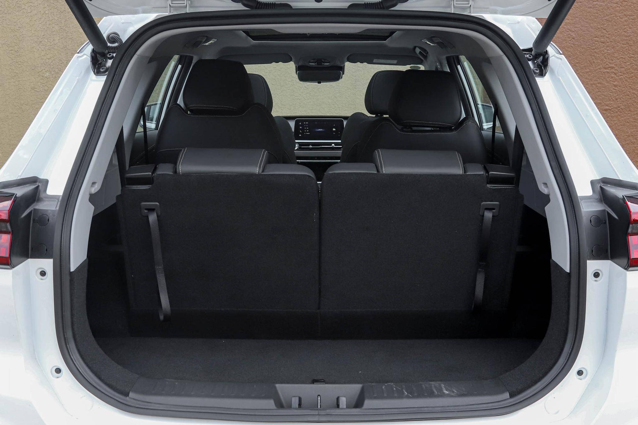 油耗63l的中型suv大6座独立式座椅设计价格实惠实拍瑞虎8