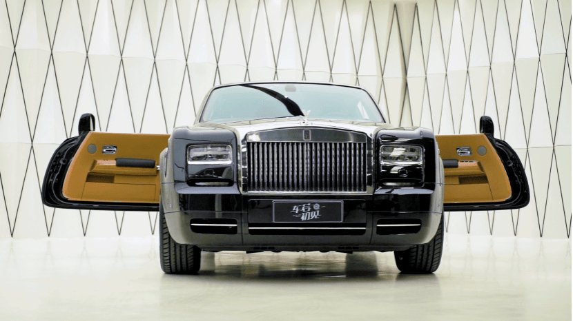 初晓敏:女生第一次坐劳斯莱斯飞行家是啥体验