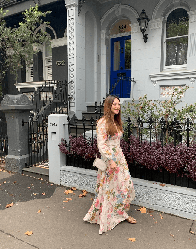 原创快50岁的郭妃丽状态让人羡慕无死角的美看着就很高级