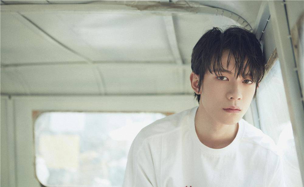 yg签的首位中国艺人出道两年资源却很一般还参演了许凯新剧