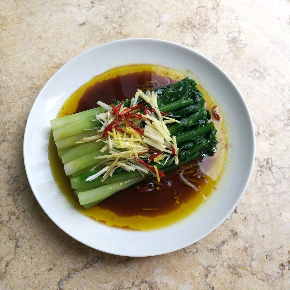 这菜是"高钙蔬菜",钙含量可以媲美牛奶鸡蛋,尤其夏天要多吃_白灼