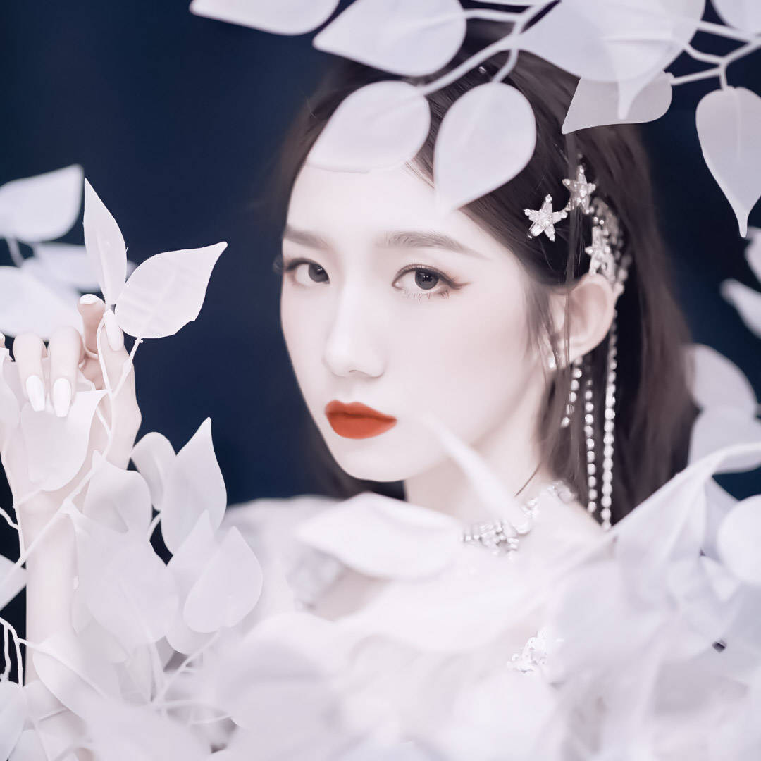 偶像练习生第一季导师程潇 c060471c2fcd43508173e17b1945b445.jpeg