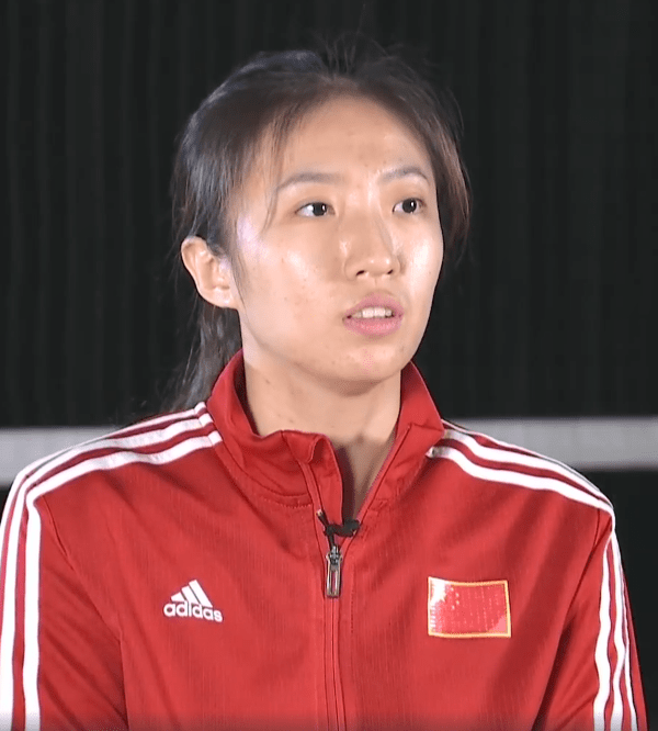 二传丁霞笑谈如何传球给朱婷!出战东京奥运会,中国女排打造秘密武器