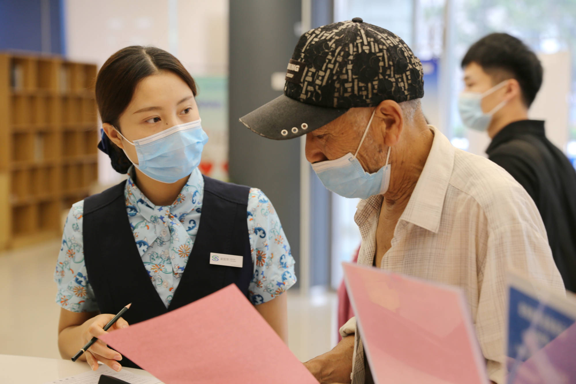 夯实服务主阵地民生银行徐州分行以abc岗打造不一样厅堂服务