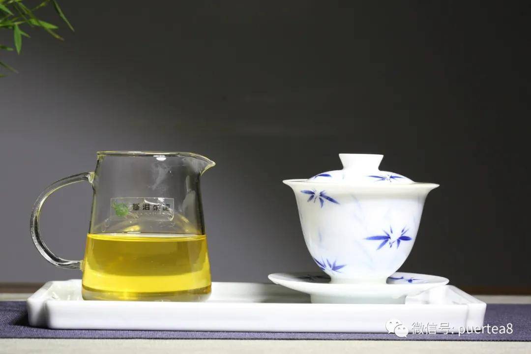 什么可以吸烟味 de9f54ab763e42f1a1db67e109e4da34.jpeg