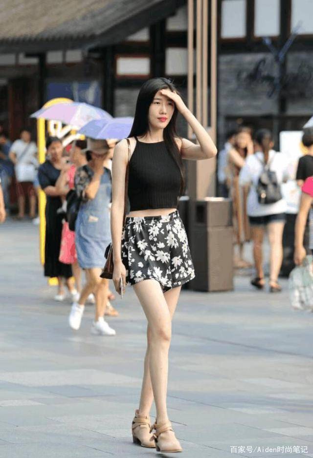 下半身|这四条不挑年龄，不挑身材的裙子，下半身胖的女人尽量多尝试