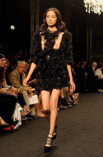 原创孙菲菲庆祝儿子满月最神秘的超模和刘雯奚梦瑶也有一个小时代