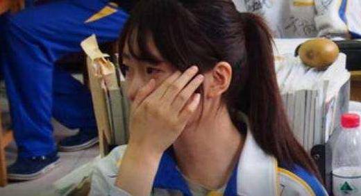 肚子吃饭的时候突然疼 f194a5cf8cb1449781b0a38e063ba7d6.jpeg